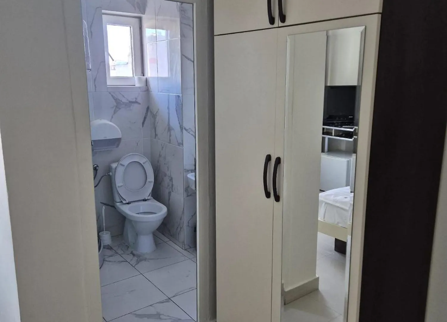 Hotel Hagiului Βουκουρέστι